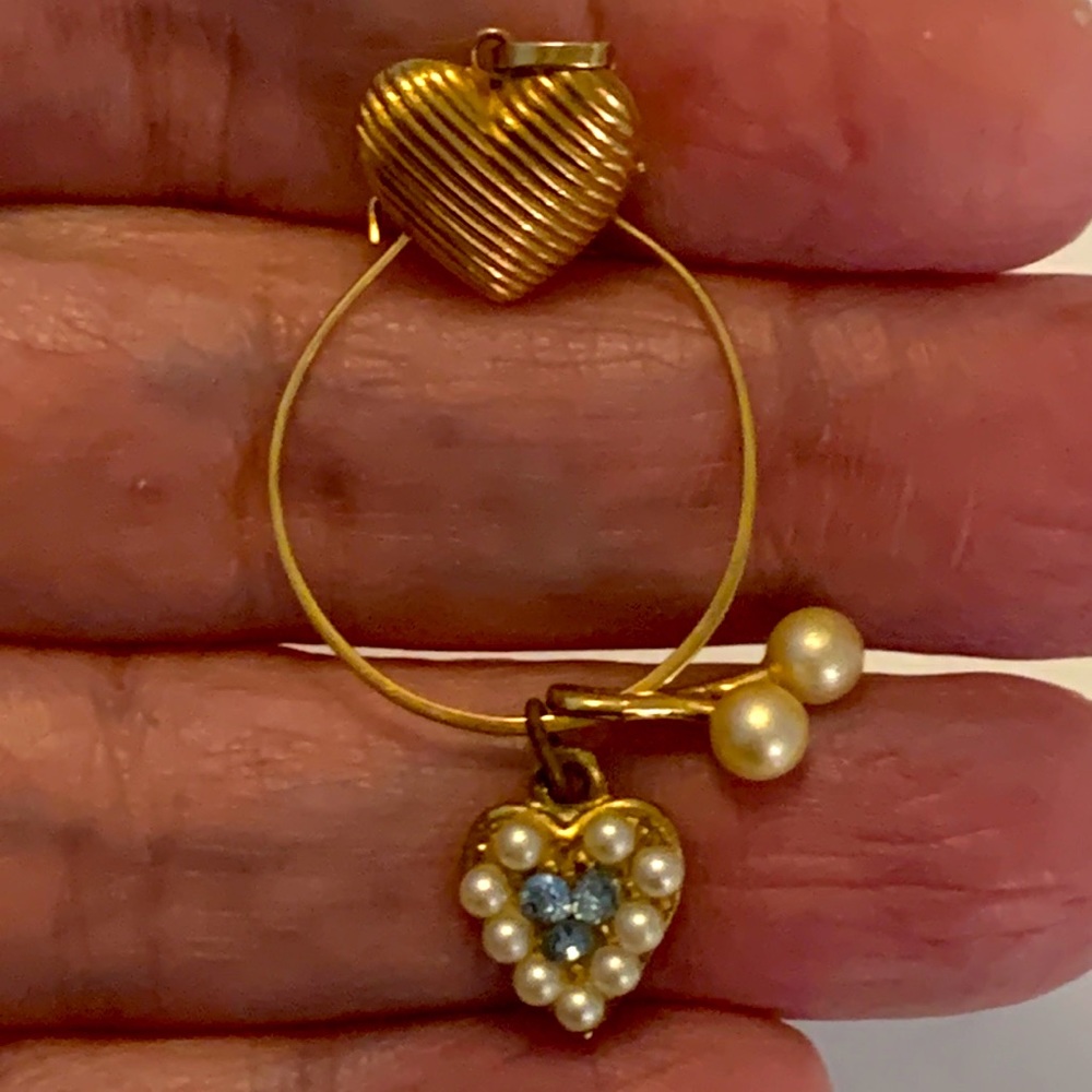 Vintage “Add-a-Charm” Gold Pendant - Picture 4 of 6